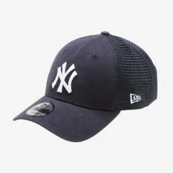 New Era Yankees Trucker Hat Navy